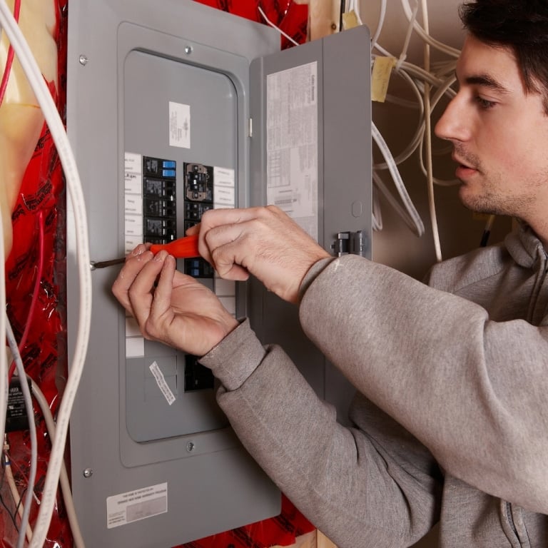 Frame 1437247181 3.jpg